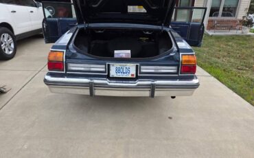 Delta-88-oldsmobile-1985-blue-2