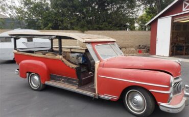 Desoto-Woody-wagon-1950-Red-Black-3