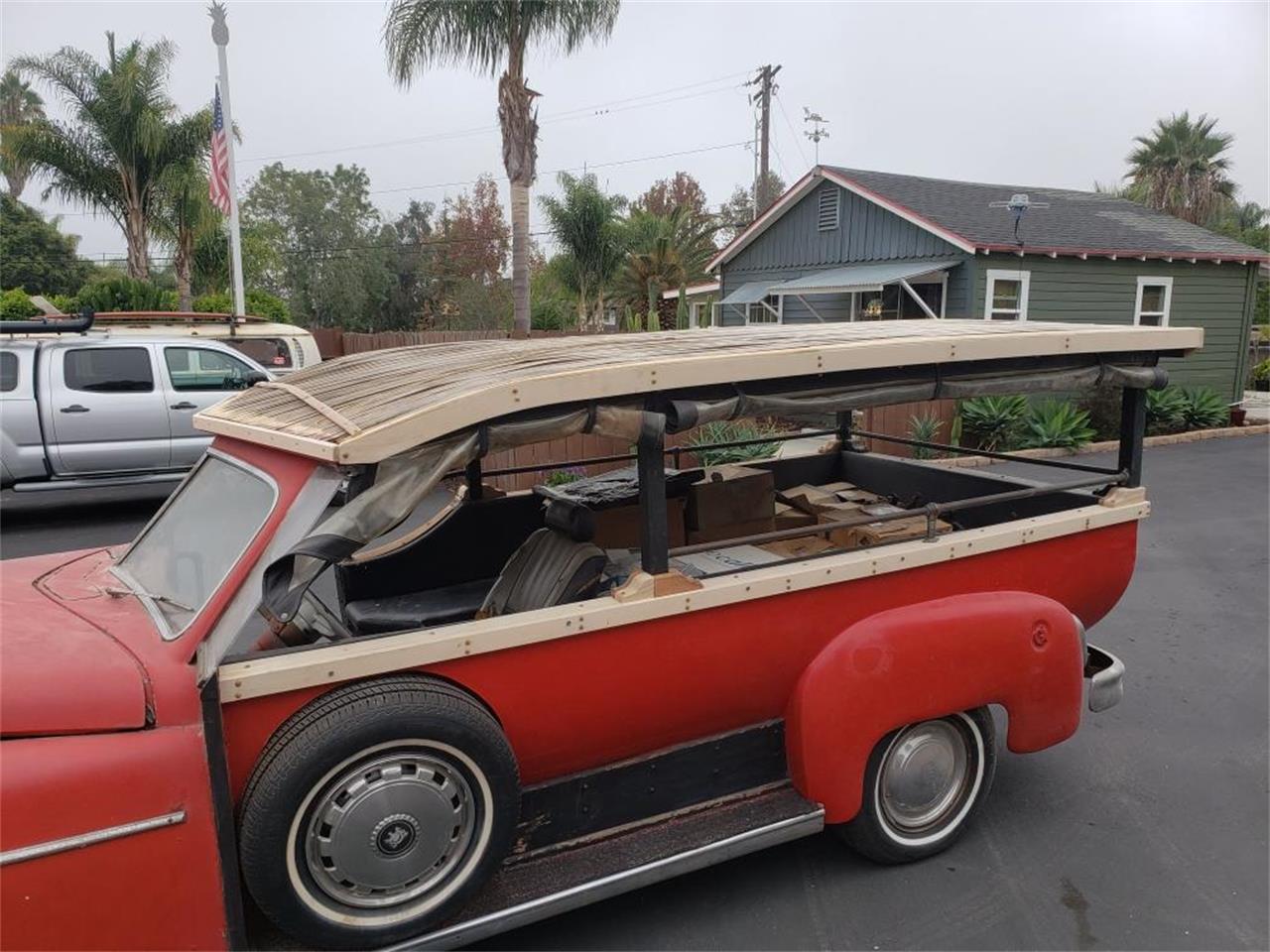 Desoto-Woody-wagon-1950-Red-Black-6