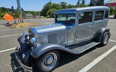 Desoto-cf-touring-sedan-1930-silver-11