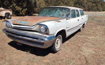 Desoto-firesweep-shopper-wagon-1957-white