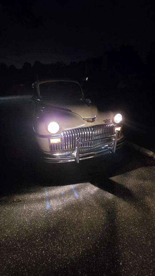 Desoto-s11-1946-yellow-17