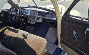 Desoto-s11-1946-yellow-2