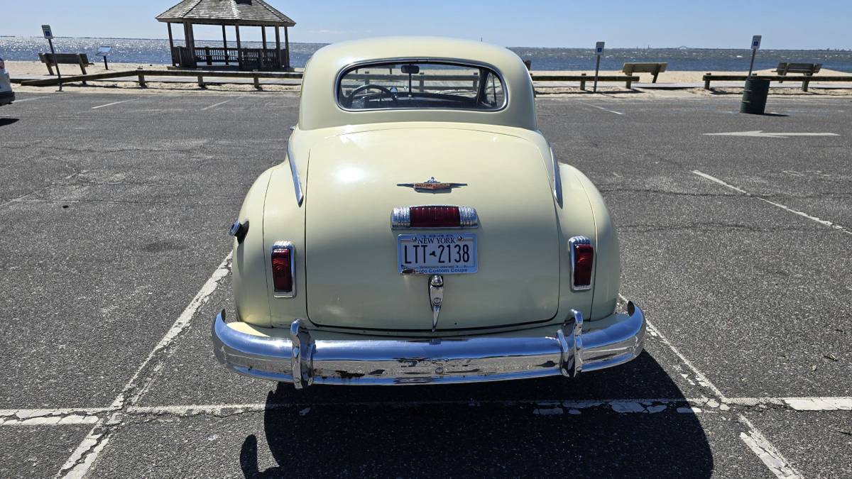 Desoto-s11-1946-yellow