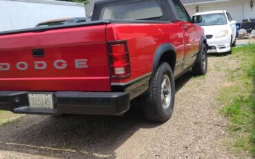 Dge-dakota-convertible-1989-red-2