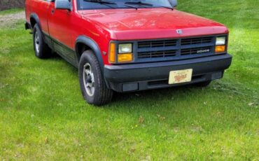 Dge-dakota-convertible-1989-red-4