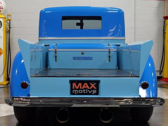 Diamond-T-Pickup-1942-5