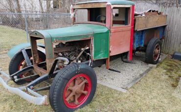 Diamond-t-1932-3