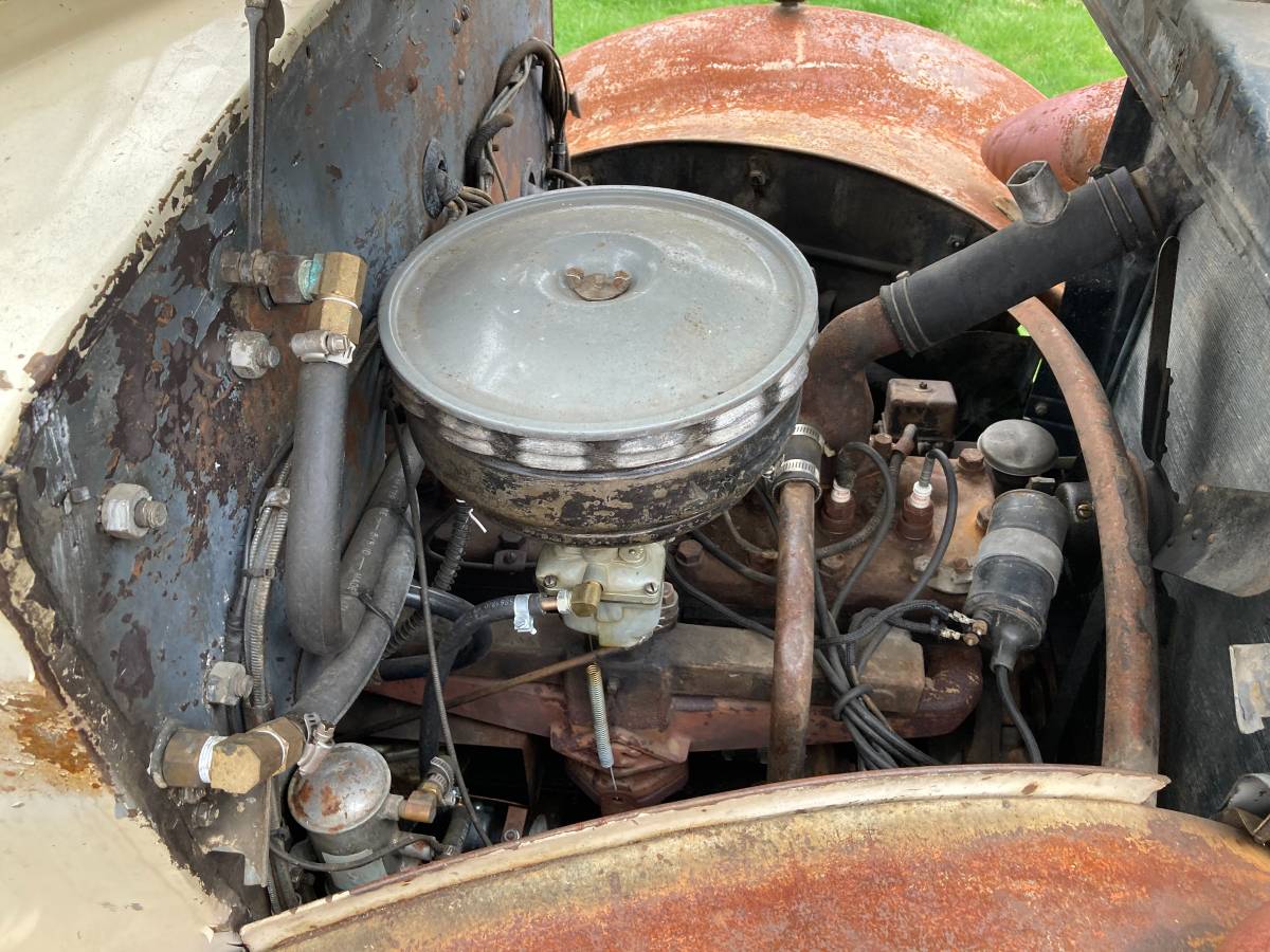 Diamond-t-1939-3