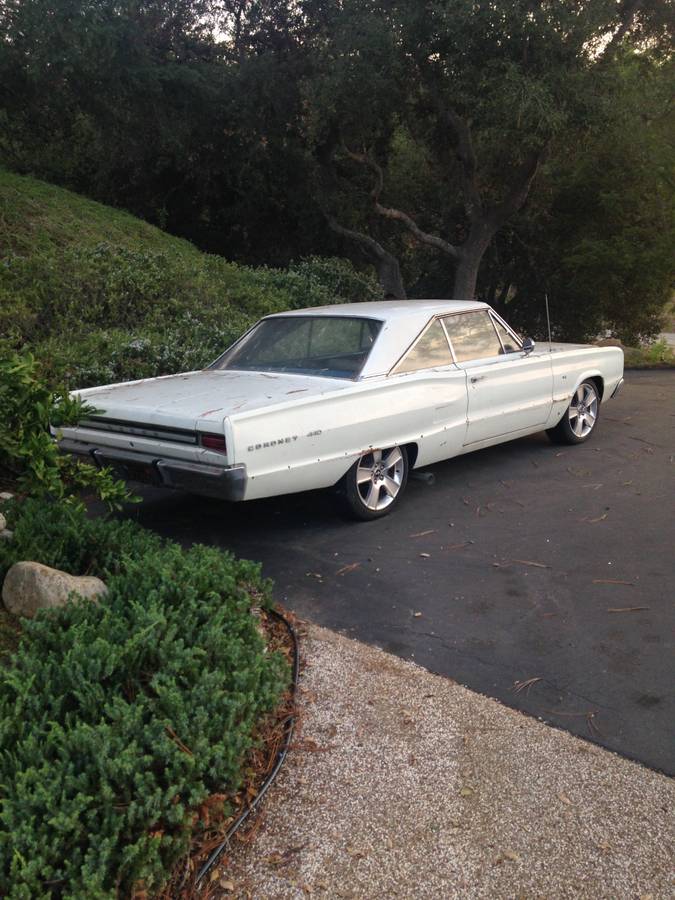 Didge-coronet-440-1967-white-2