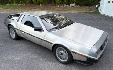 Dmc-delorean-1981