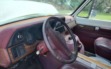 Dodge-150-van-1990-white-2