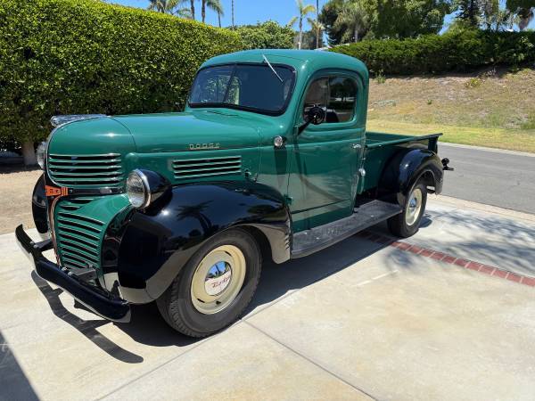 Dodge-1946-green