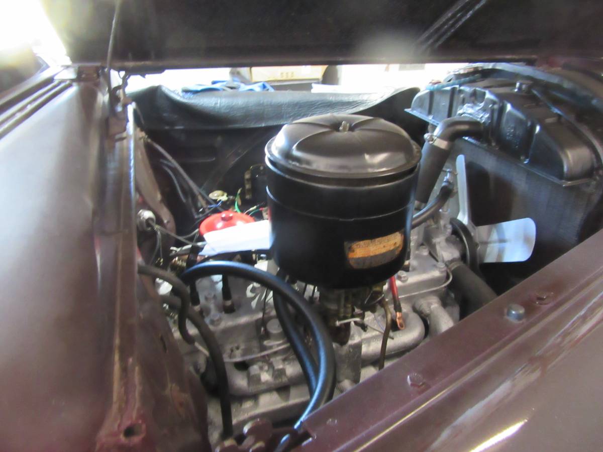 Dodge-1948-brown-4