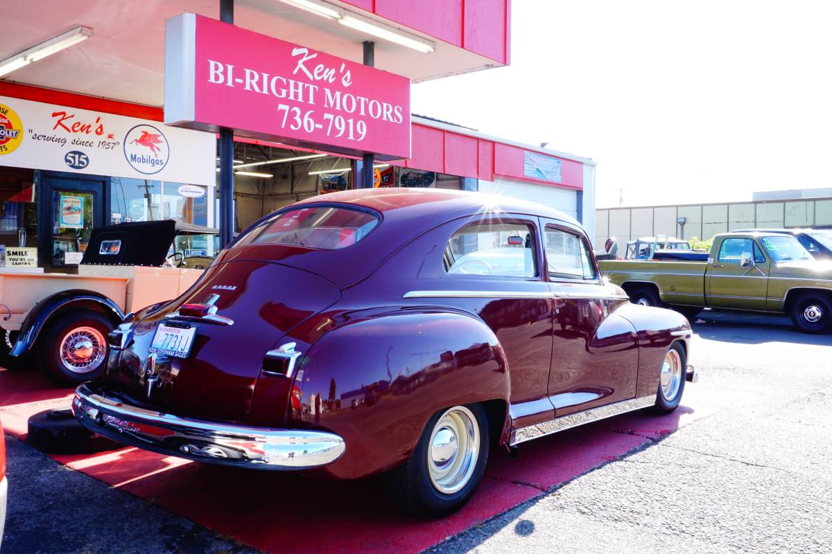 Dodge-1948-purple-1