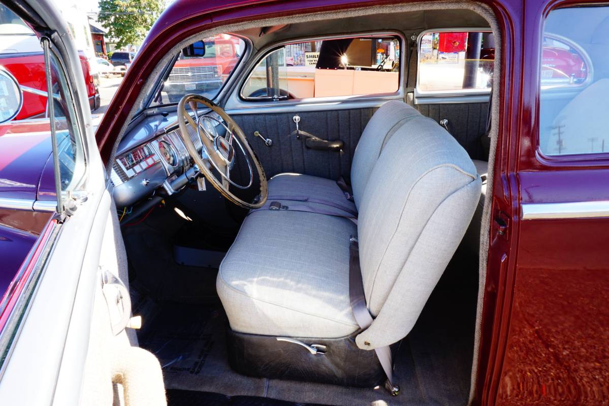 Dodge-1948-purple-14