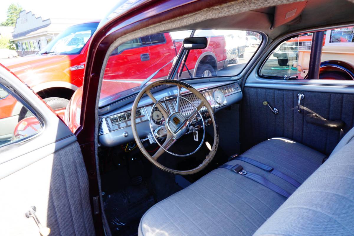 Dodge-1948-purple-15