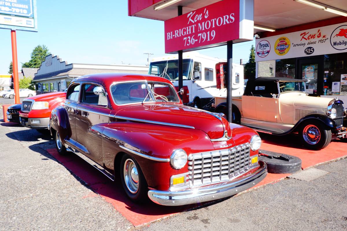 Dodge-1948-purple-2