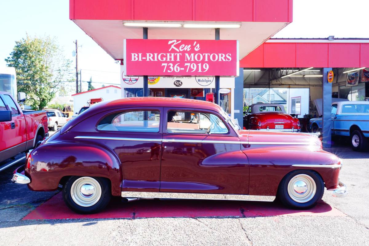 Dodge-1948-purple