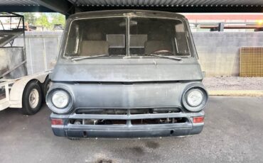 Dodge-1965-grey-1