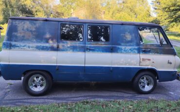 Dodge-1967-blue-2