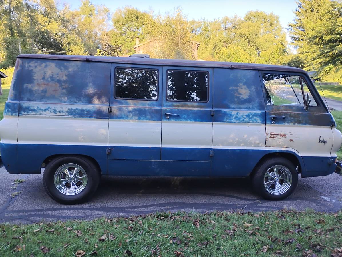 Dodge-1967-blue-2