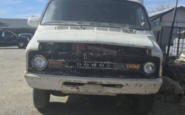 Dodge-1973-brown-2
