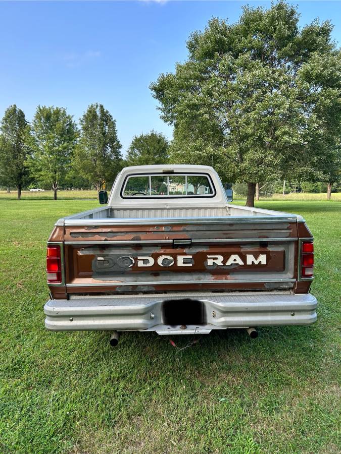 Dodge-1983-custom-7