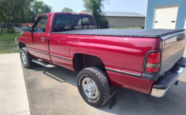 Dodge-1995-red-17