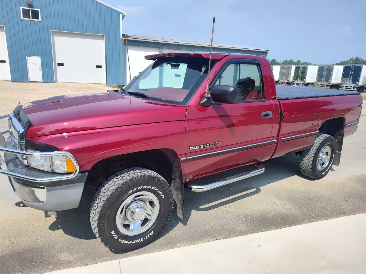 Dodge-1995-red-19