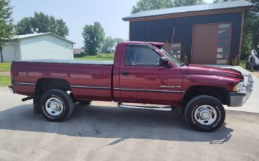 Dodge-1995-red