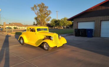 Dodge-2-dr-coupe-1933-Yellow-Brown-10