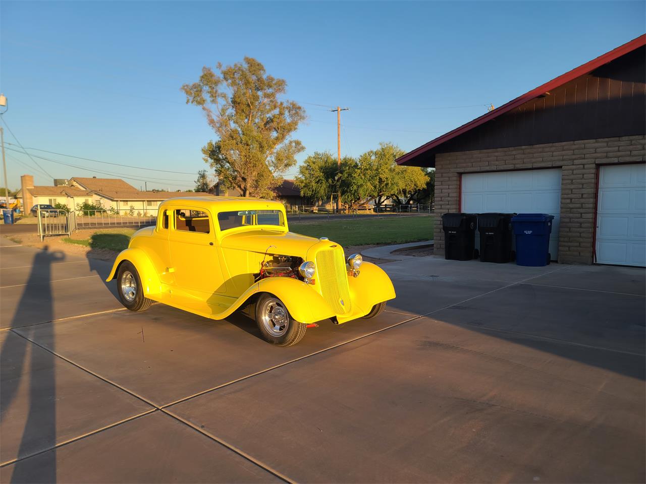 Dodge-2-dr-coupe-1933-Yellow-Brown-10