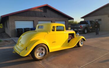 Dodge-2-dr-coupe-1933-Yellow-Brown-15
