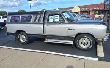 Dodge-250-1983-1