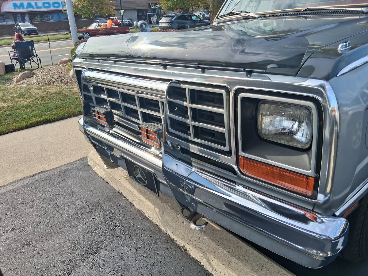 Dodge-250-1983-5