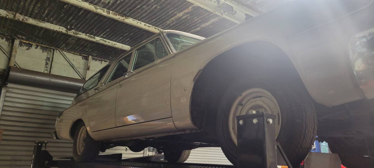 Dodge-330-1964-custom-7