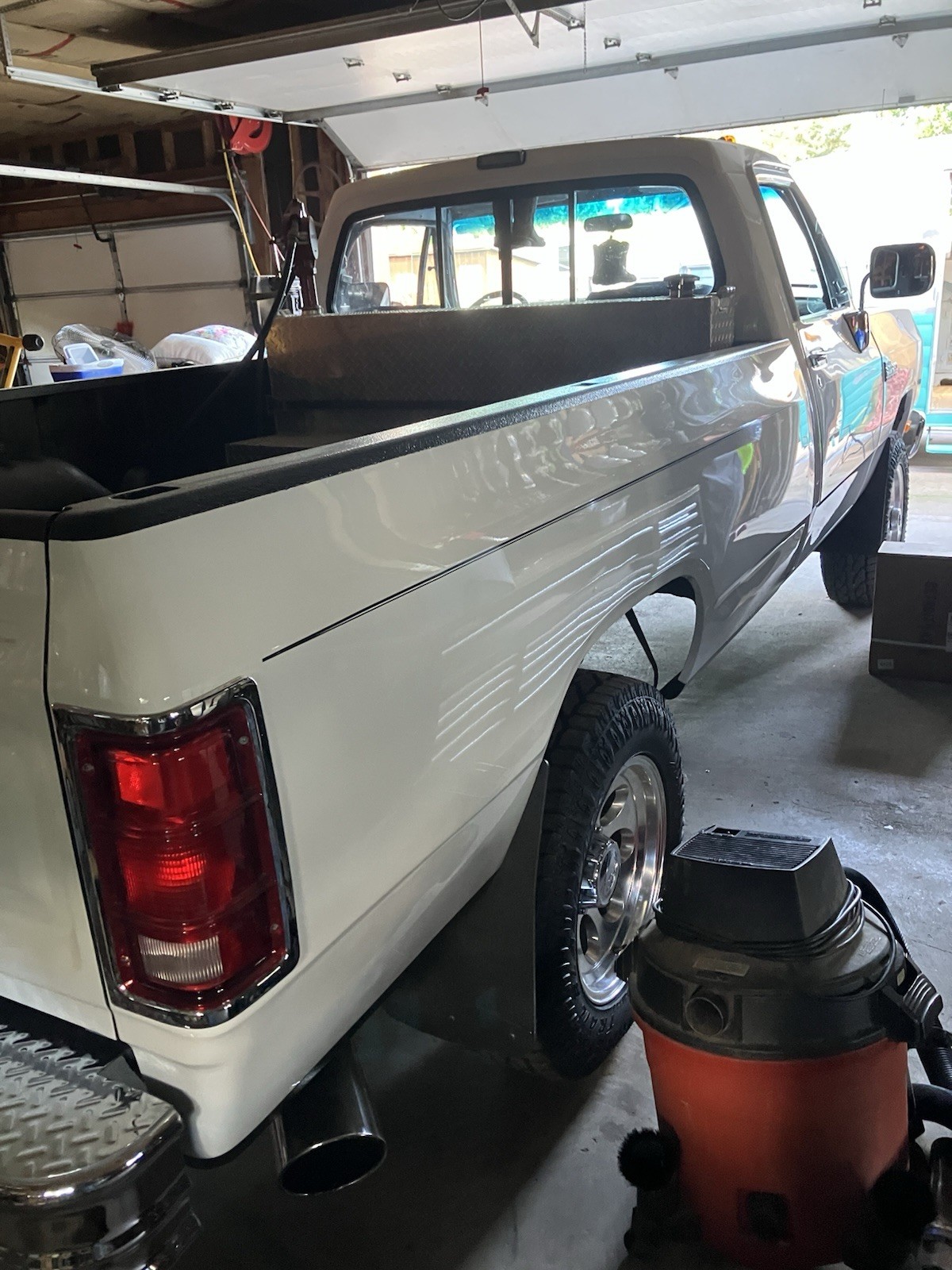 Dodge-34-Ton-Pickup-1991-Standard-Cab-Pickup-5