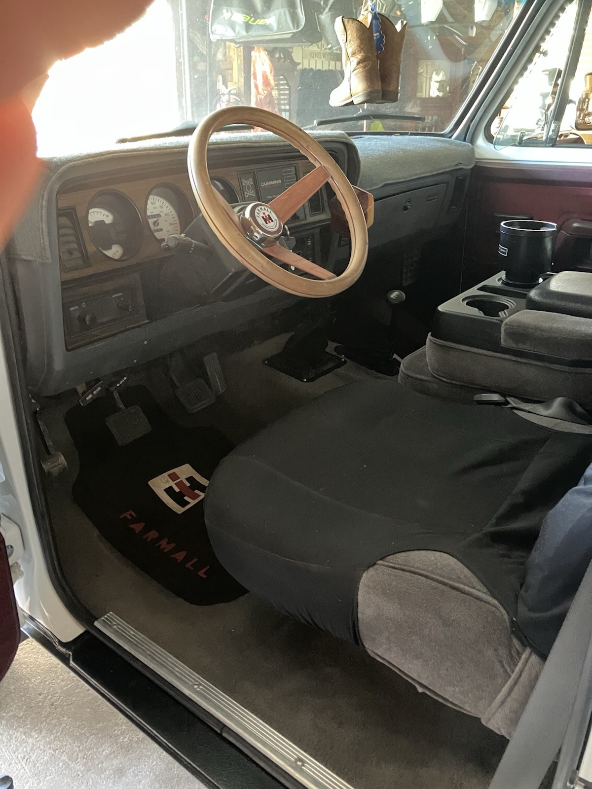 Dodge-34-Ton-Pickup-1991-Standard-Cab-Pickup-8