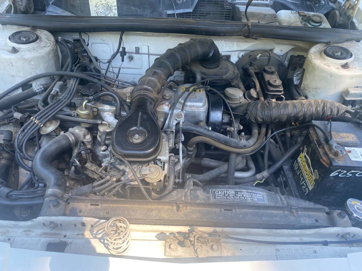 Dodge-400-1983-white-5