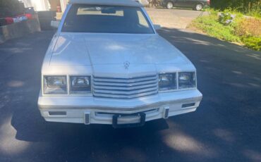 Dodge-400-1983-white-8