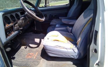Dodge-4x4-ramcharger-1987-white-5
