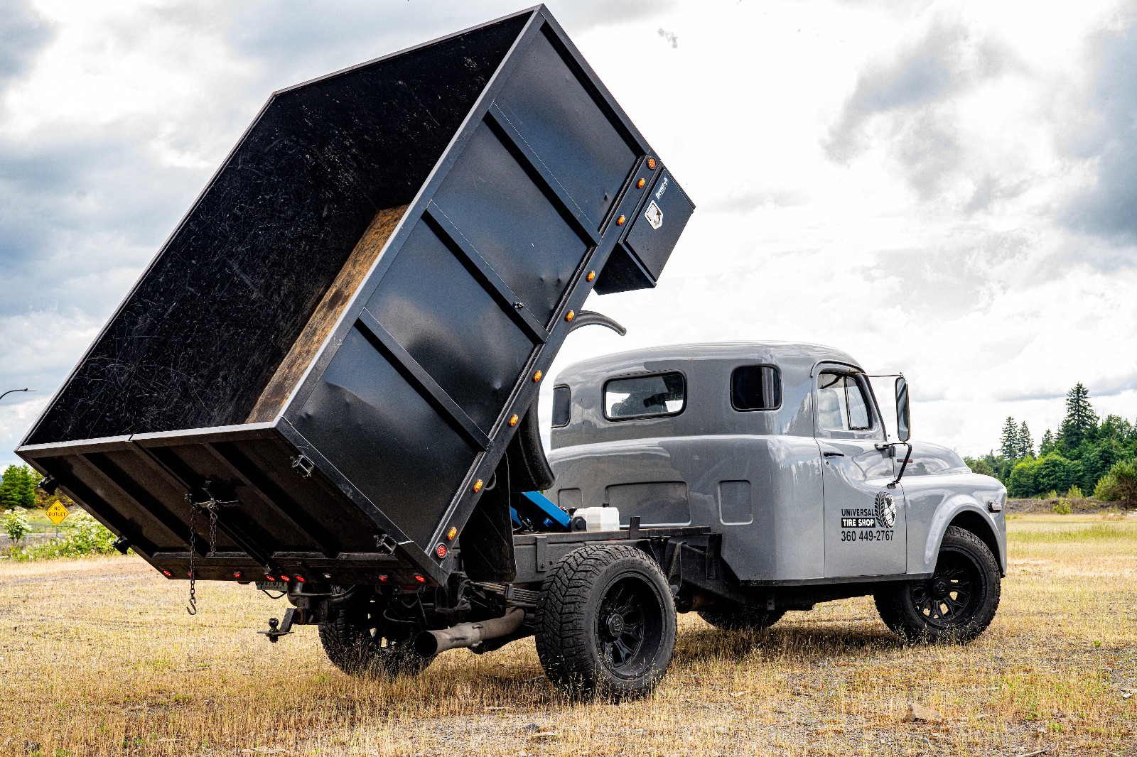 Dodge-6.6-Heavy-Duty-Engine-Duramax-Diesel-1951-Pickup-Truck-3