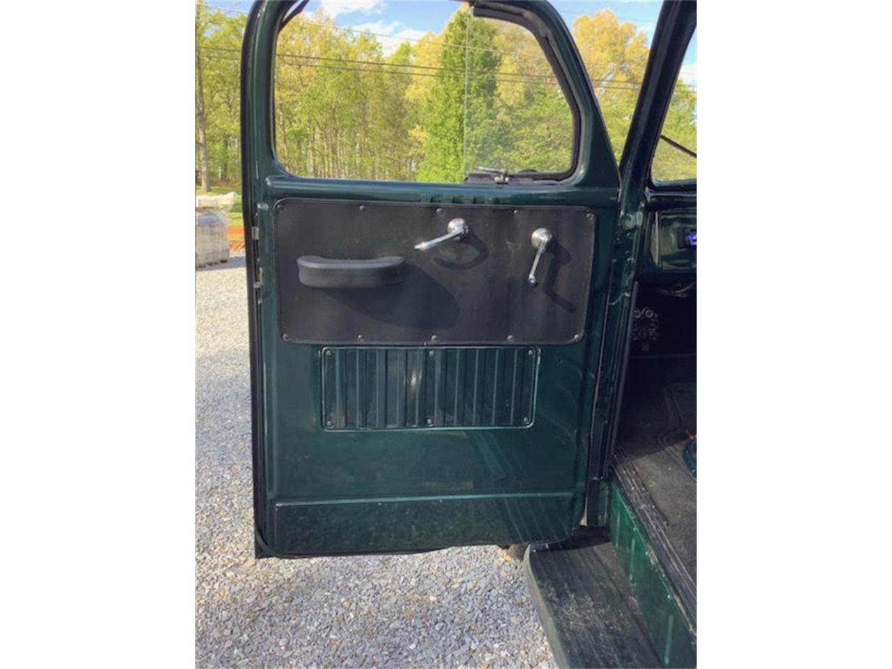 Dodge-B-2-1950-Hunter-Green-BlackGreen-11