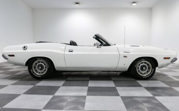 Dodge-Challenger-1970-Convertible-11