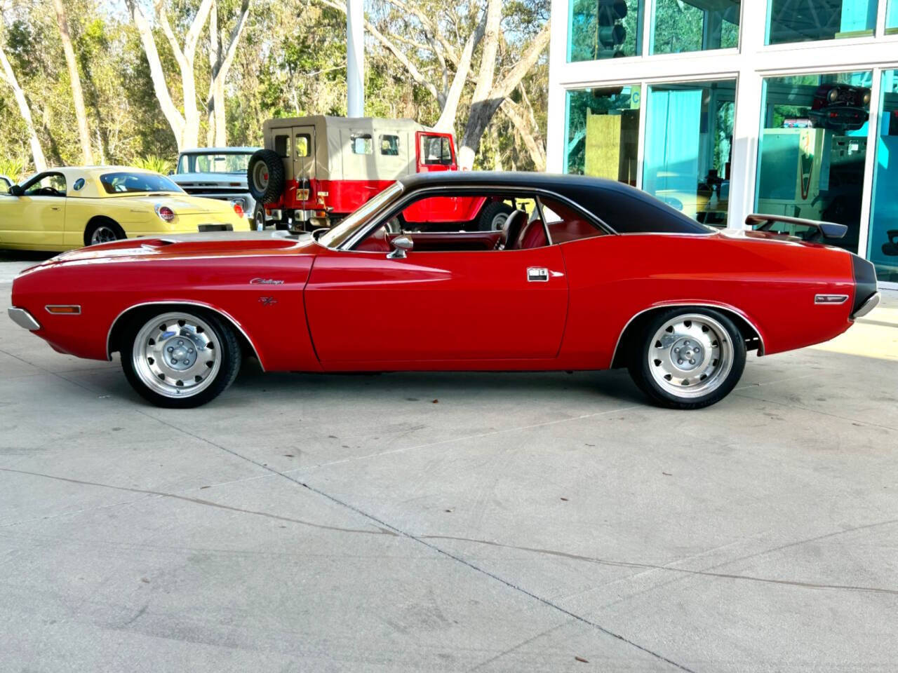 Dodge-Challenger-1970-Hatchback-10