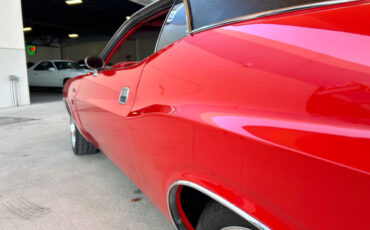 Dodge-Challenger-1970-Hatchback-14