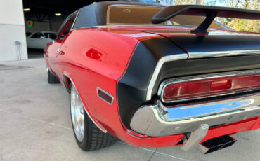 Dodge-Challenger-1970-Hatchback-15