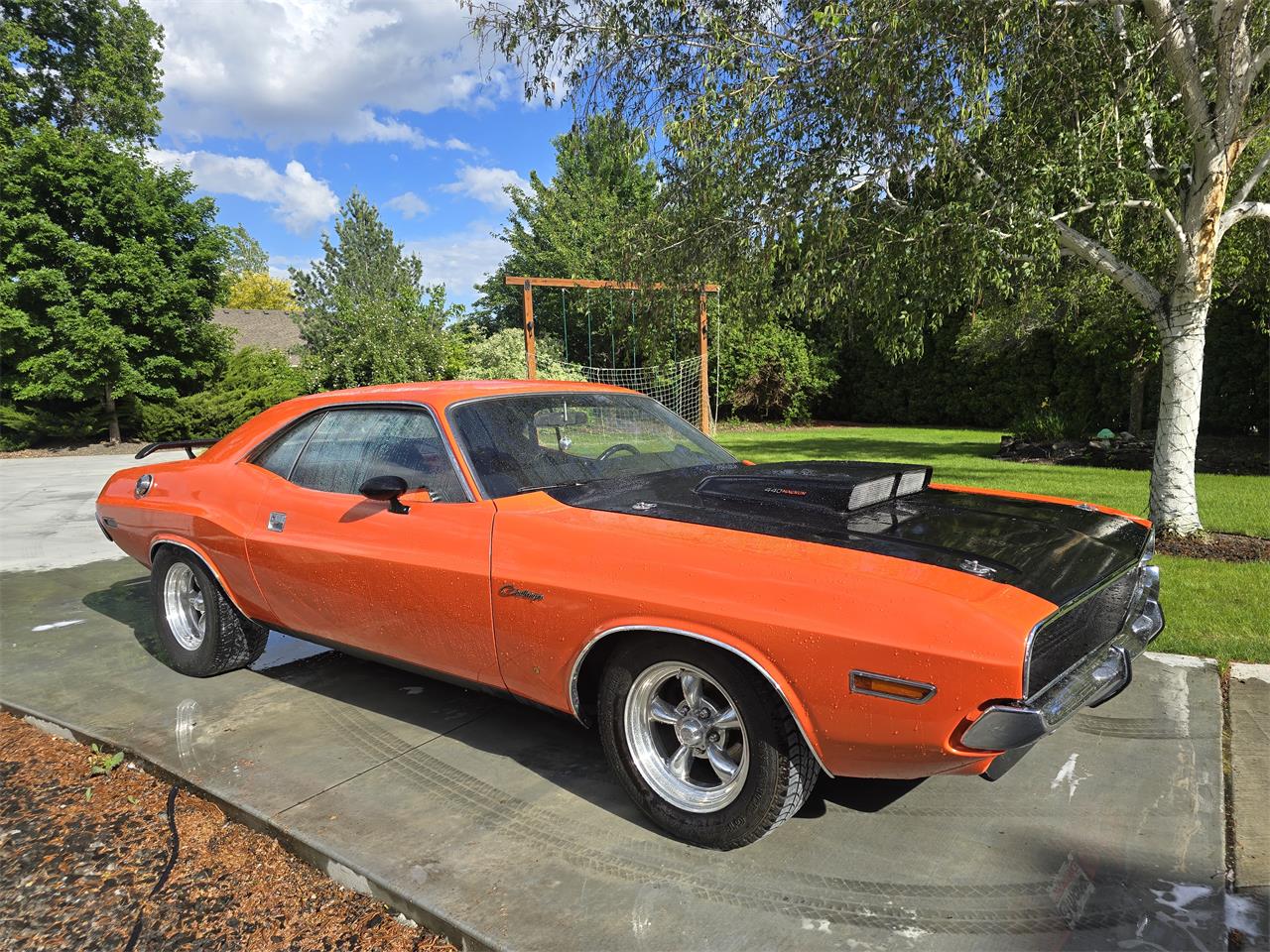 Dodge-Challenger-1970-Tangerine-Orange-Black-amp-Orange-15