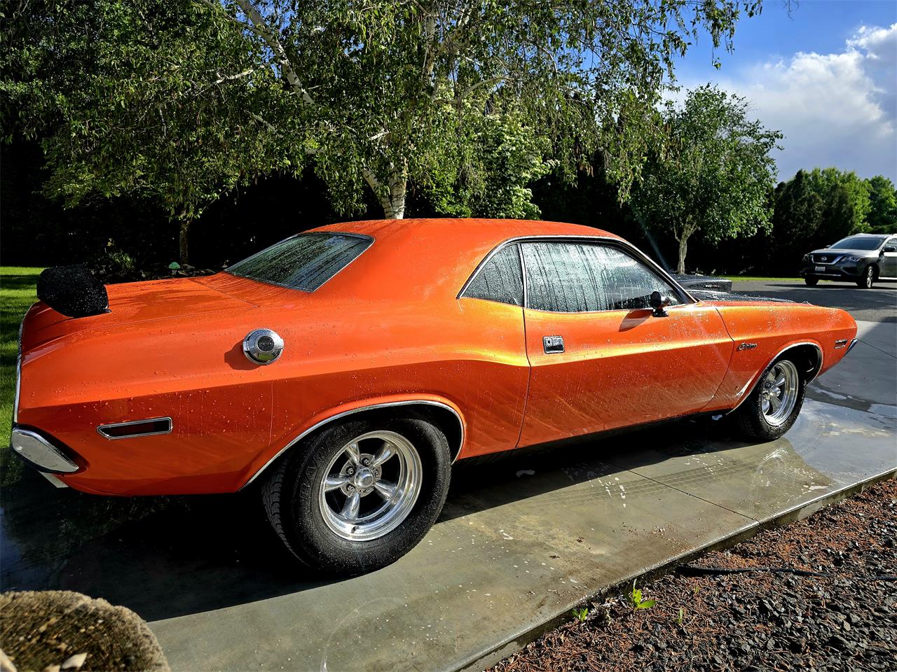 Dodge-Challenger-1970-Tangerine-Orange-Black-amp-Orange-20
